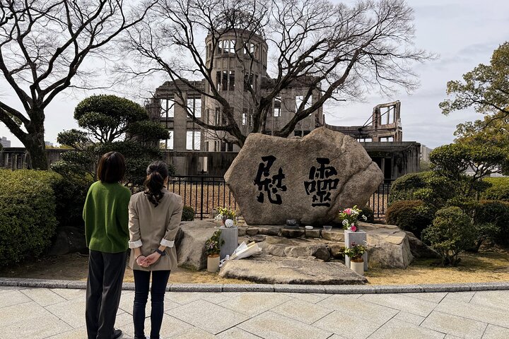 Peaceful Hiroshima & Miyajima UNESCO 1 Day Bus Tour