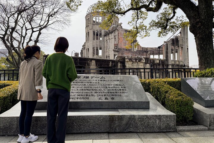 Peaceful Hiroshima & Miyajima UNESCO 1 Day Bus Tour