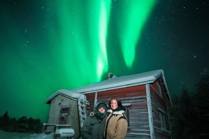 Rovaniemi: Northern Lights Pro Guaranteed - Unlimited Distance