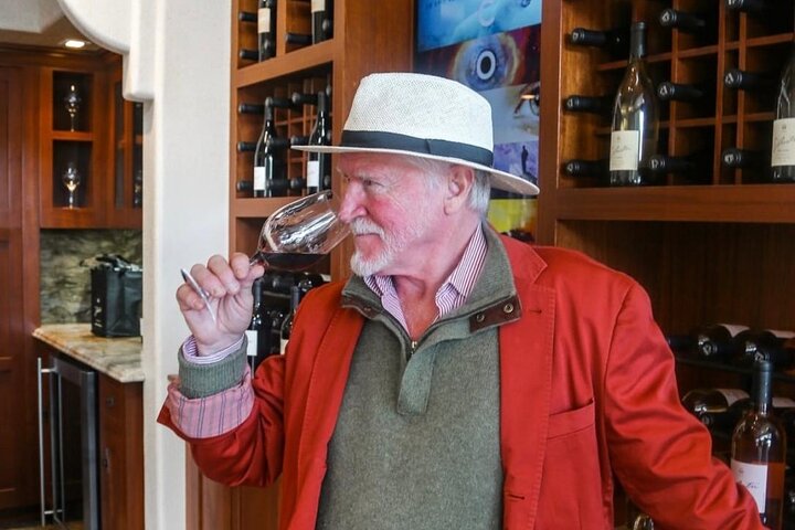 Wine Tasting and Walking Tour of Carmel-by-the-Sea