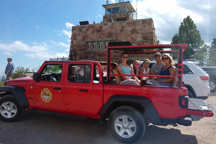 The Only Full Day - Jeep Bison Safari - W/ Lakeside Picnic Lunch