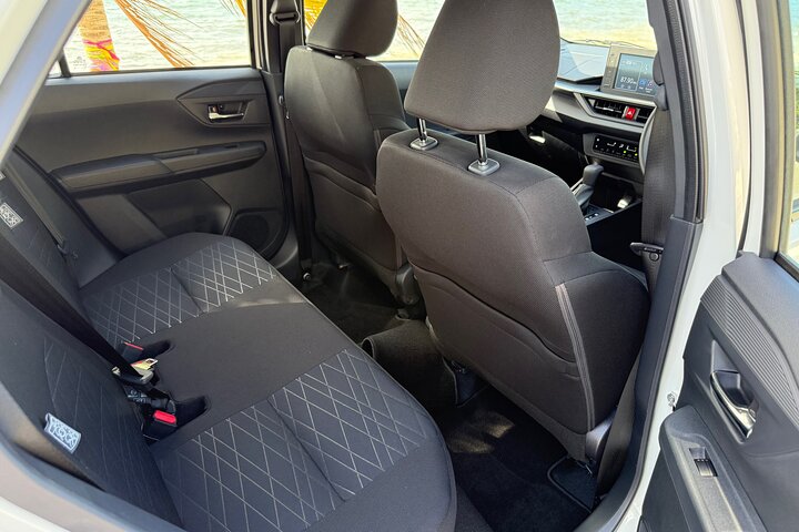 Owen Roberts to George Town Car Rental