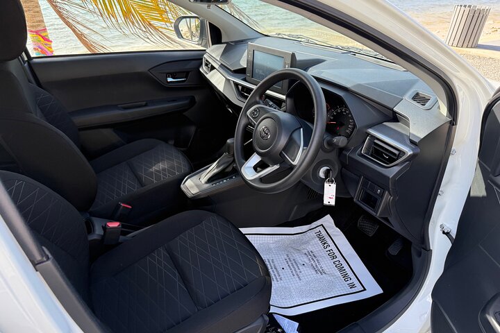 Owen Roberts to George Town Car Rental