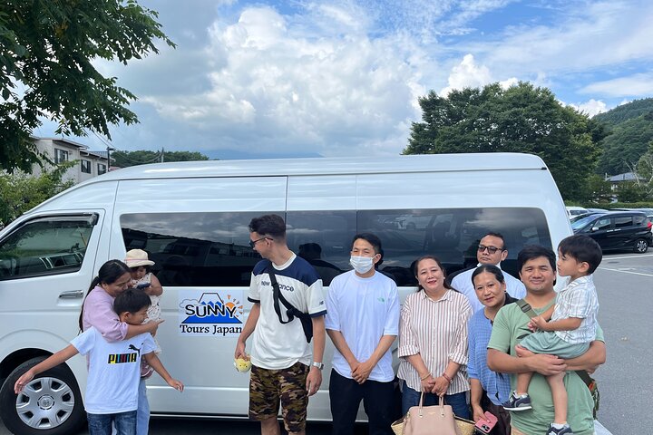 Private Fuji Half-day Car Tour with Hotel Pickup and Local Guide