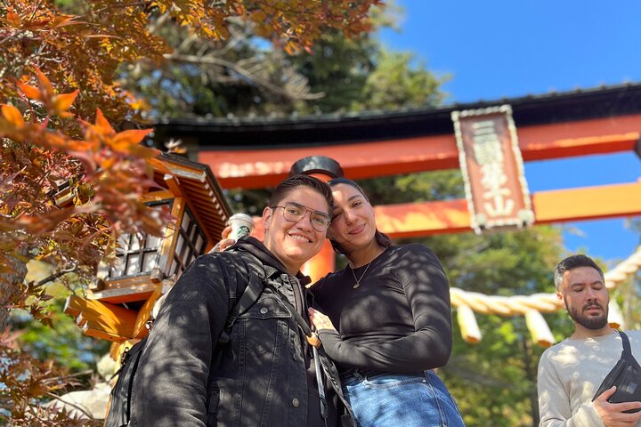 Private Fuji Half-day Car Tour with Hotel Pickup and Local Guide