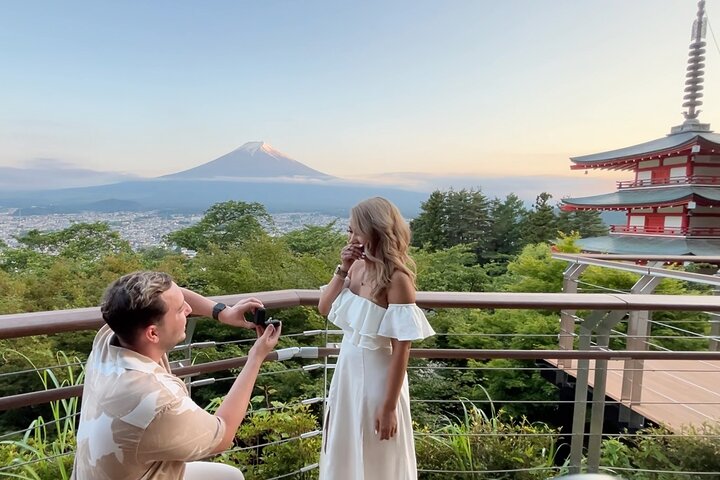 Private Fuji Half-day Car Tour with Hotel Pickup and Local Guide