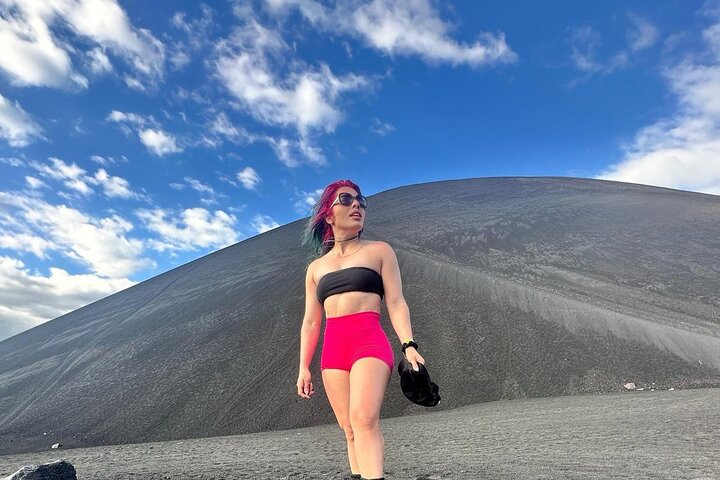 From Managua : León, Sandboarding Cerro Negro + Cathedral UNESCO