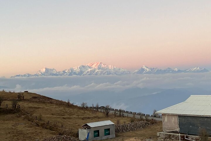 Mystic Darjeeling to Tonglu Day Trek