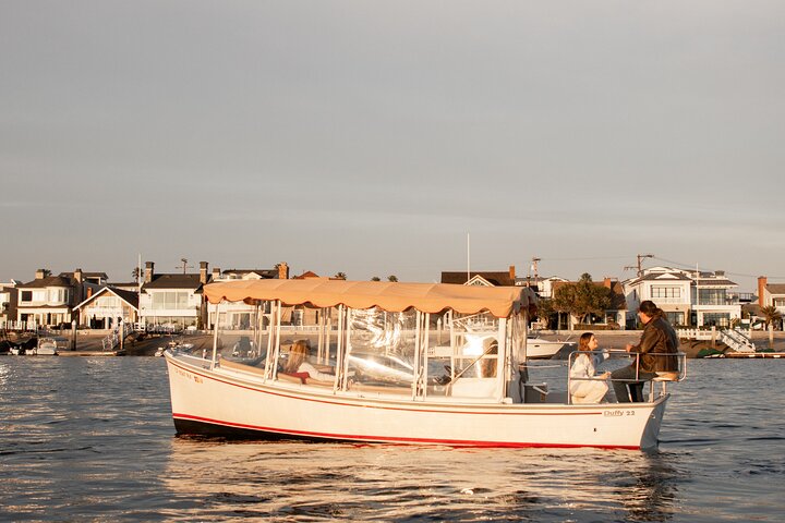 Electric Boat Rental in Newport Beach for Up to 12 People