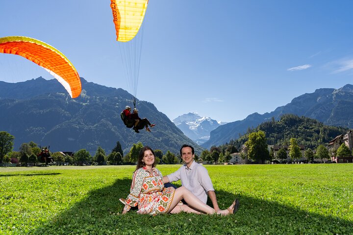 Phototour Private Photoshoot in Interlaken & Lake Brienz and Thun