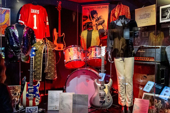 Rock and Roll Hall of Fame Admission in Cleveland
