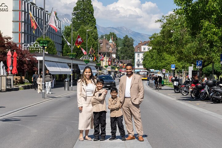 Phototour Private Photoshoot in Interlaken & Lake Brienz and Thun