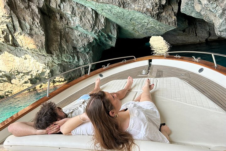 Capri-Positano Private Boat Tour from Sorrento,Positano or Capri
