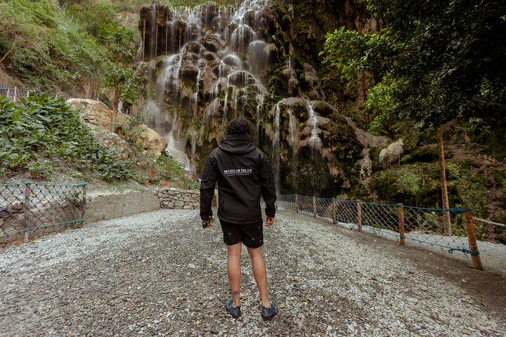 Early & Express Tolantongo Hot Springs