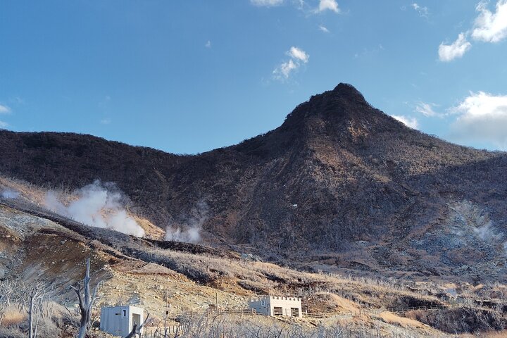 Hakone Adventure: Explore Nature’s Beauty and Tranquility