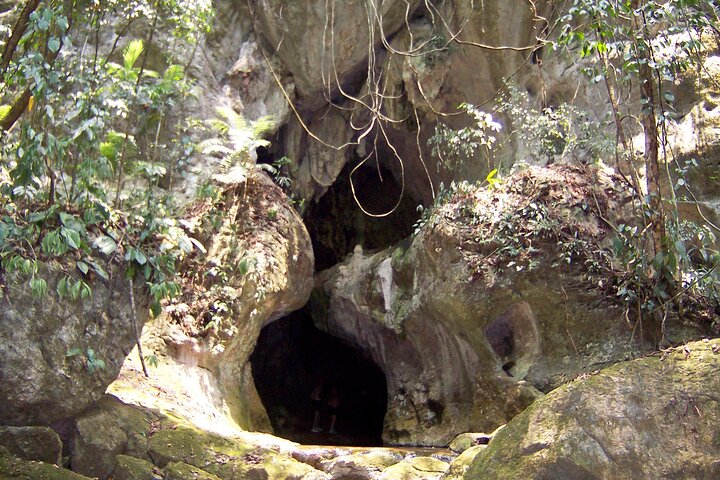 Actun Tunichil Muknal (ATM Cave) from San Ignacio: Maya Sacrifice