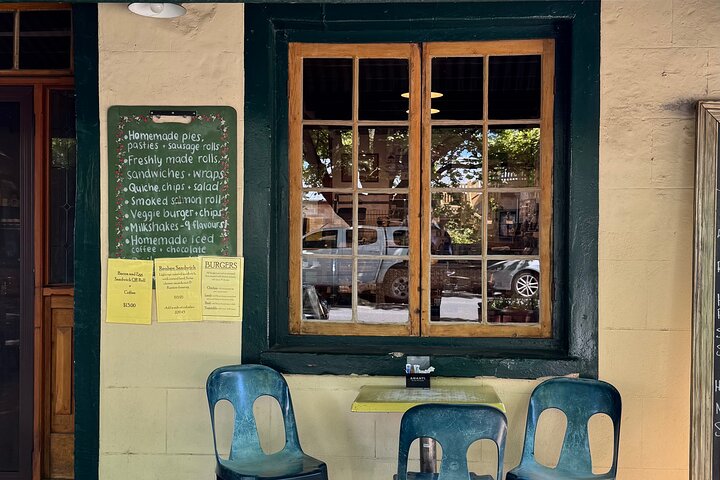 Experience Hahndorf & Barossa: Gourmet lunch, Wine, Beer & Treats