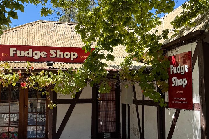Experience Hahndorf & Barossa: Gourmet lunch, Wine, Beer & Treats