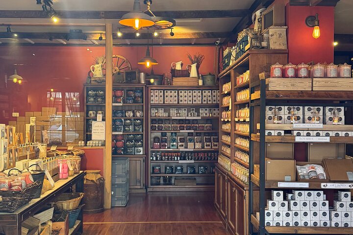 Experience Hahndorf & Barossa: Gourmet lunch, Wine, Beer & Treats