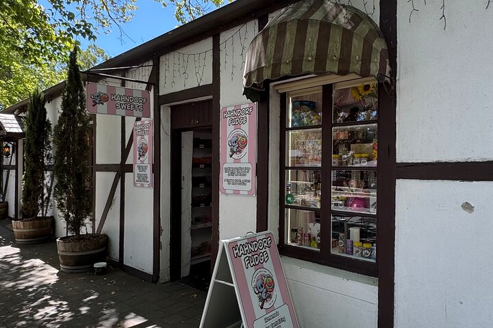 Experience Hahndorf & Barossa: Gourmet lunch, Wine, Beer & Treats