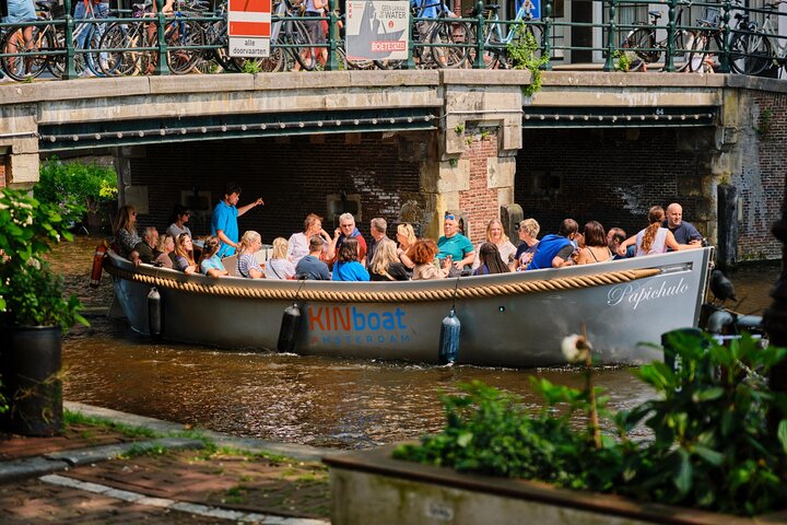 Amsterdam Canal Cruise in Open Boat with Unlimited Drinks Option