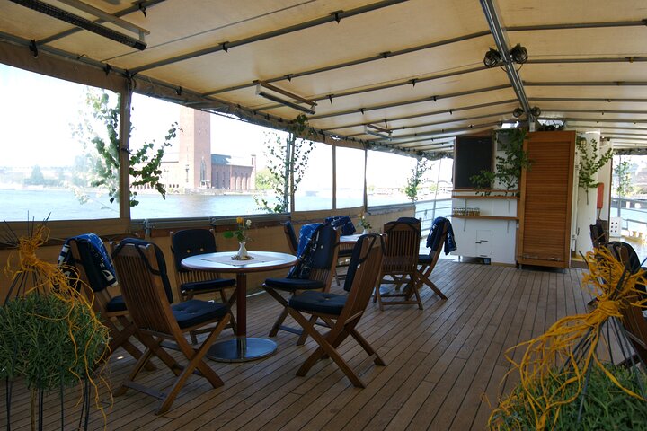 Stockholm: Archipelago Tour with live guide
