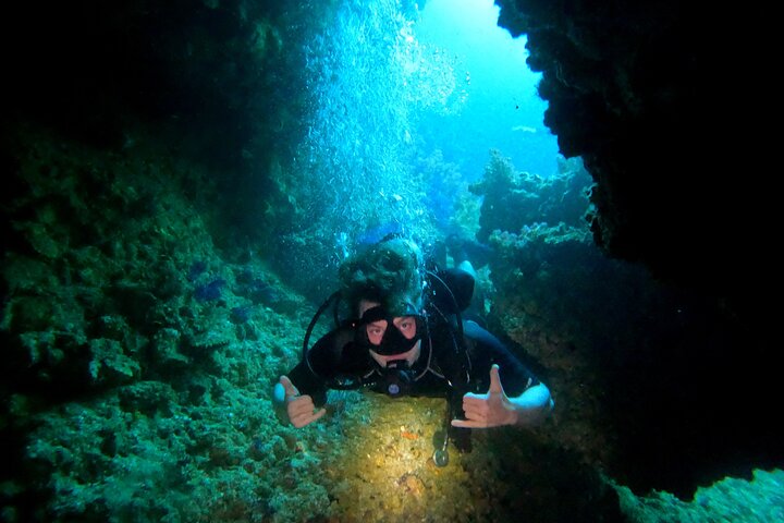 2 Dives in Oman, Dibba Musandam for certified divers