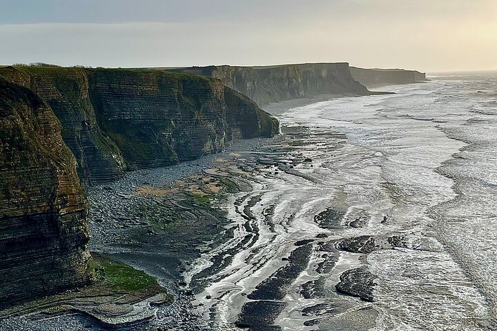 Cardiff: South Wales Cliffs, Beaches & Castles Day Tour