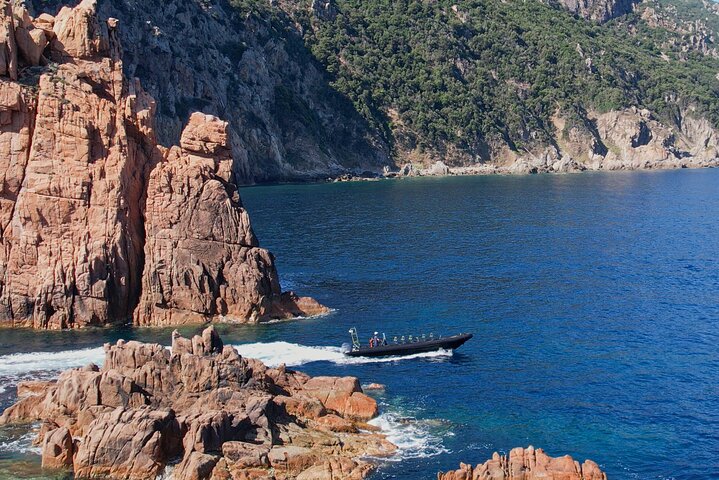 Check-out from Porto Scandola Girolata Capo-Rosso