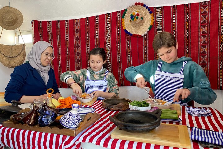 Moroccan Cooking Class with a Local Family & Market Visit