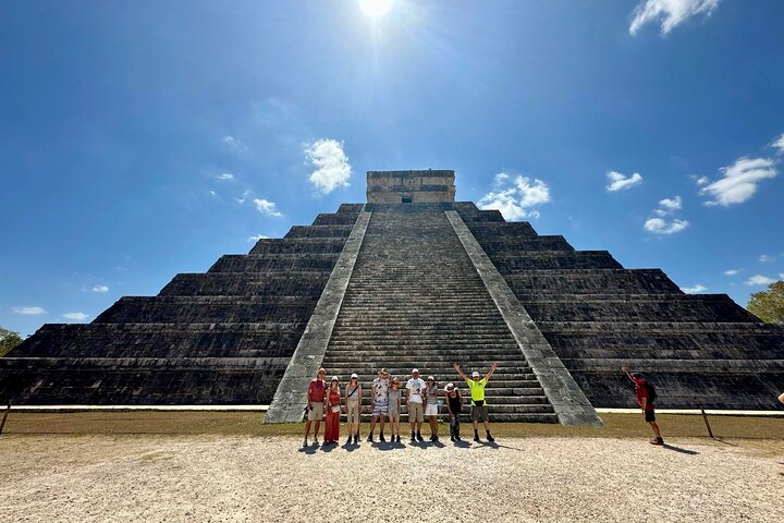 From Merida: Chichen Itza Tour, Izamal, Cenote Ik Kil and Food