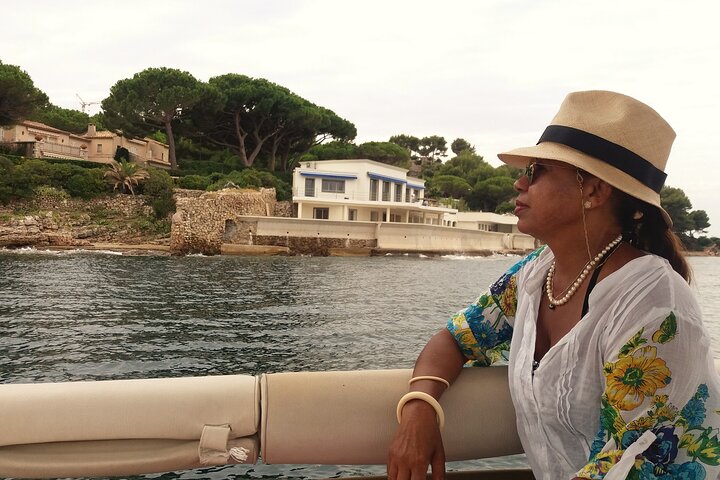 Exclusive ride in Solar Catamaran - Private