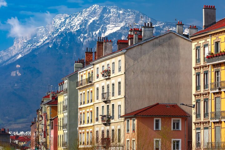 Explore Grenoble in 60 minutes with a Local