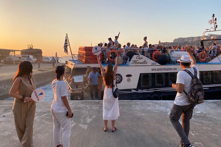 Santorini for Cruise Ships: Avoid Cable Car Lines and Crowds!