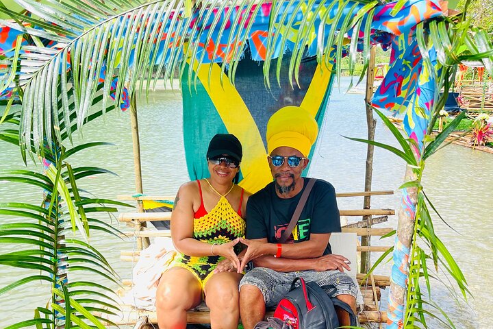 private Bamboo river rafting in ocho rios with transportation