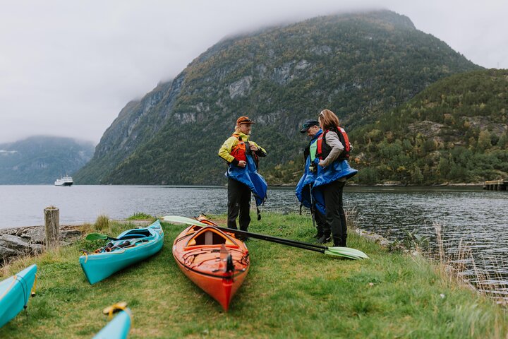 Kayak Tour with Waterfall Views in Geiranger