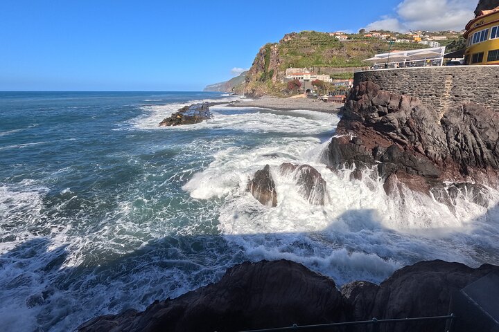 Madeira 4x4 Jeep Safari : Porto Moniz, Lava Pools & Fanal Forest