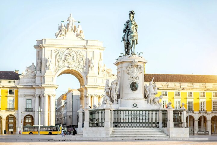 Private Luxury Transfer Between Lisbon and Comporta