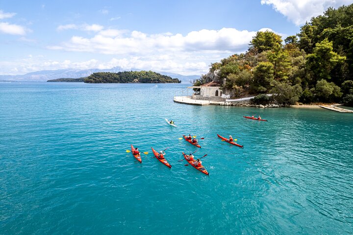 Lefkada, Nydri, Scorpios Kayak Odyssey Island Hopping
