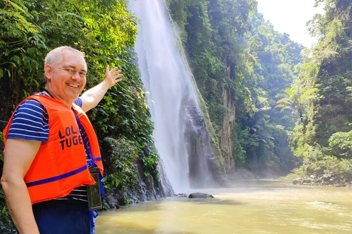 Pagsanjan Falls Adventure with Lunch and Rapids Experience