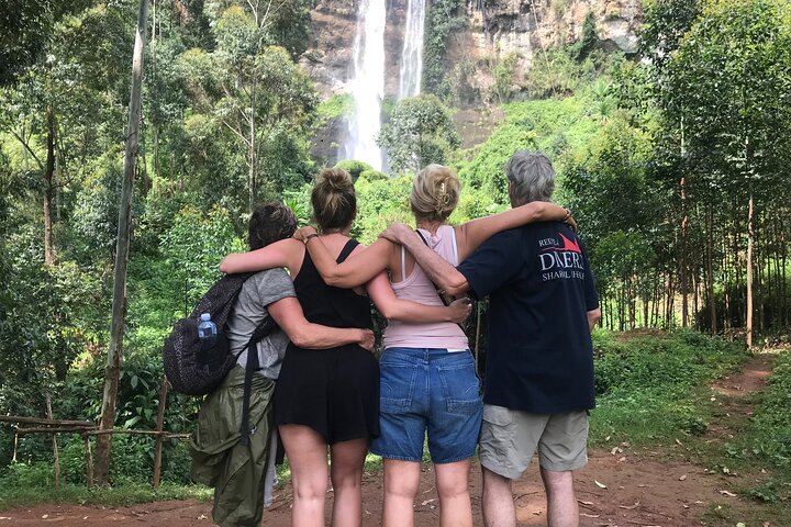 Sipi Falls and Sisiyi Falls Walking Tour