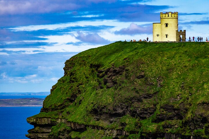 Cliffs of Moher Access and Wild Atlantic Way Irish Experience