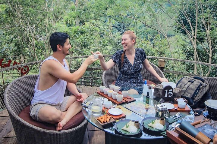 Ubud Private Tour: Waterfalls, Temple and Rice Terraces Swing