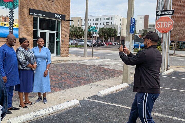 Small Group Tampa Sightseeing City Bus Tour