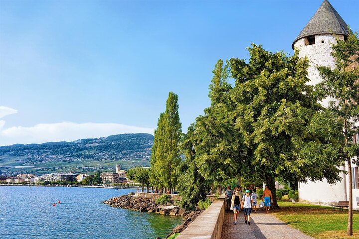 Explore Vevey in 60 minutes with a Local