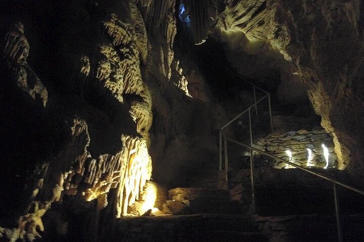 Menites Springs & Cave Foros - Half Day Tour