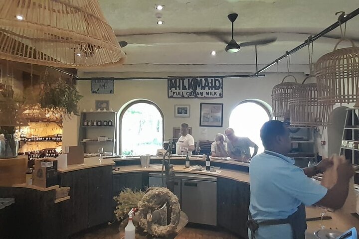 Stellenbosch, Franschhoek, Paarl 15 Wine Tasting Private Tour