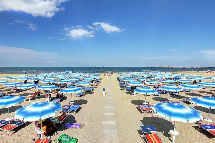 RAVENNA & LUNCH ON THE BEACH - Private Day Tour from Bologna