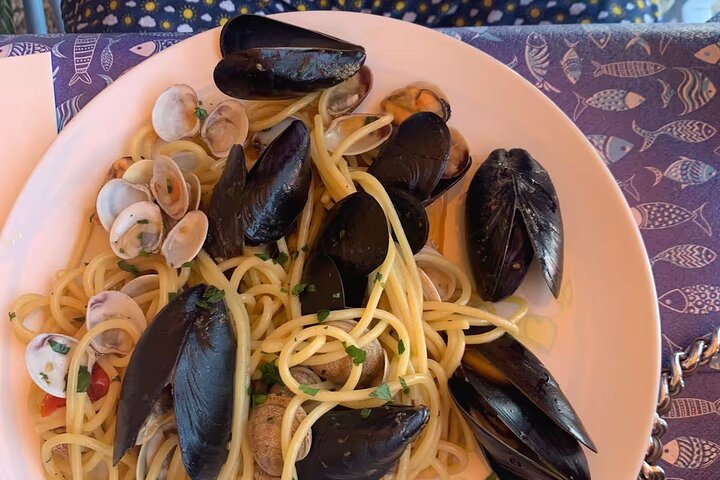 RAVENNA & LUNCH ON THE BEACH - Private Day Tour from Bologna