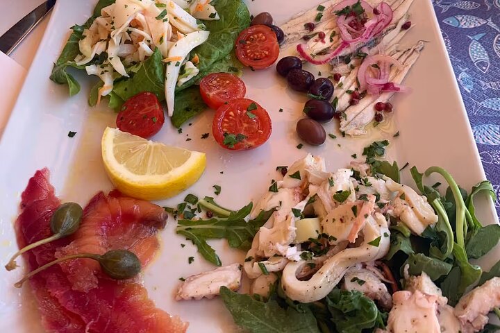 RAVENNA & LUNCH ON THE BEACH - Private Day Tour from Bologna